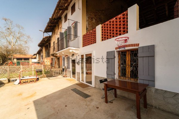 casa indipendente in vendita a Poirino in zona Appendini