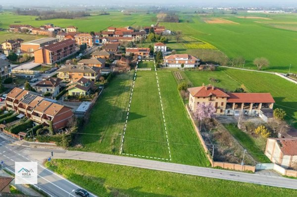 terreno edificabile in vendita a Poirino in zona Marocchi