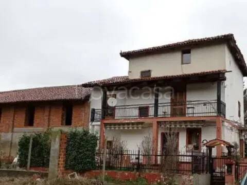 casa indipendente in vendita a Poirino