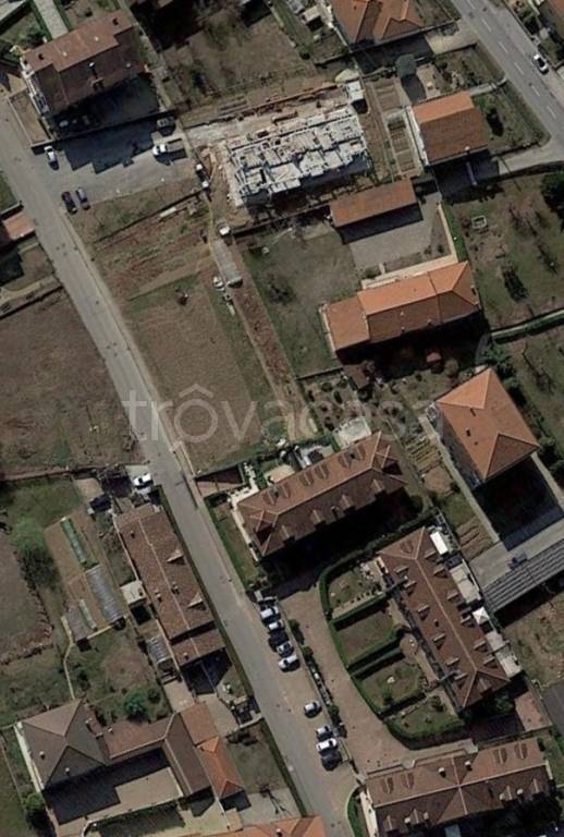 terreno edificabile in vendita a Poirino