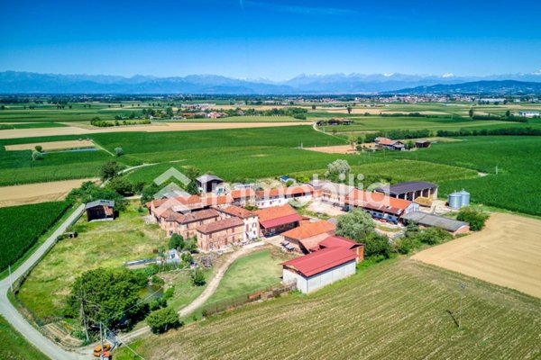 casale in vendita a Poirino in zona Balme