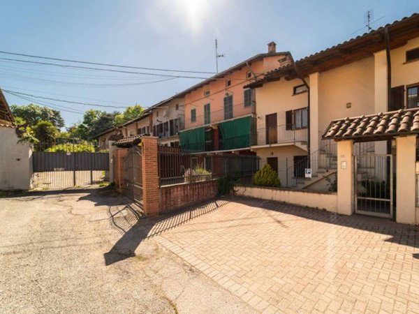 appartamento in vendita a Poirino in zona Tetti Brossa