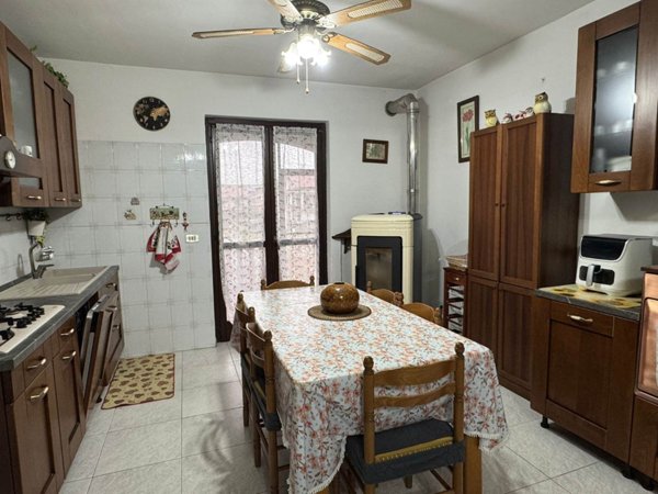 casa indipendente in vendita a Poirino in zona Marocchi