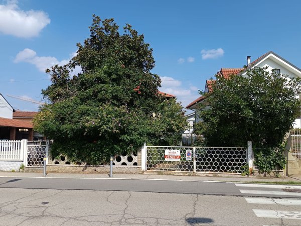 casa indipendente in vendita a Poirino in zona Tetti Brossa