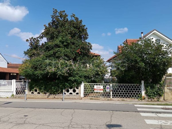 casa indipendente in vendita a Poirino in zona Tetti Brossa