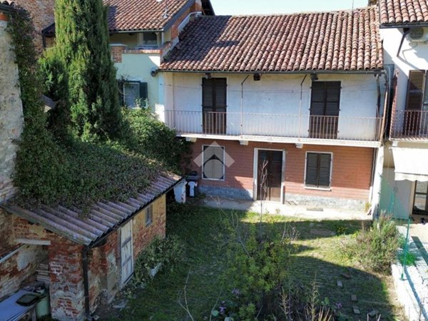 casa semindipendente in vendita a Poirino in zona Tetti Brossa