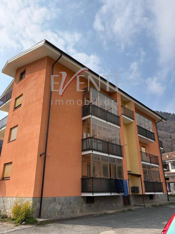 appartamento in vendita a Pomaretto