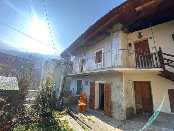 appartamento in vendita a Pomaretto