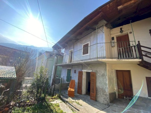 appartamento in vendita a Pomaretto