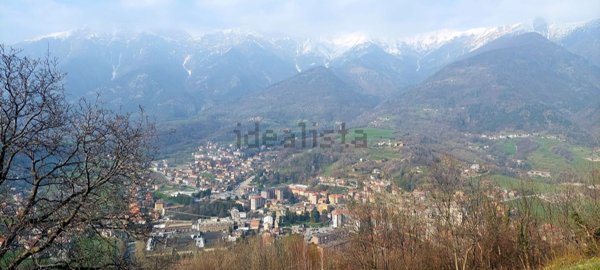 appartamento in vendita a Pomaretto