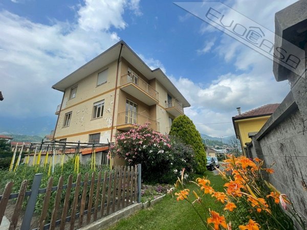 casa indipendente in vendita a Pomaretto