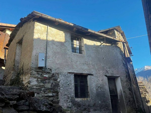 casa indipendente in vendita a Pomaretto