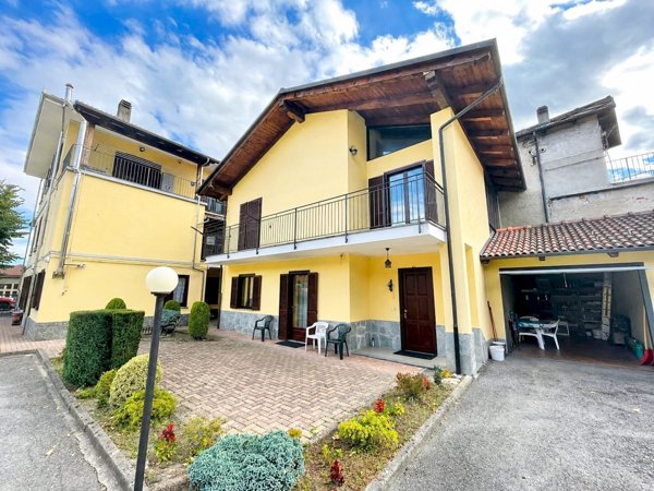 casa semindipendente in vendita a Pomaretto