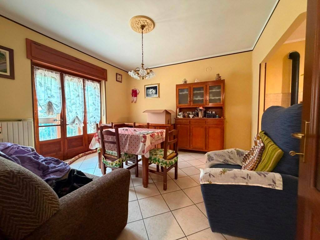 appartamento in vendita a Pomaretto