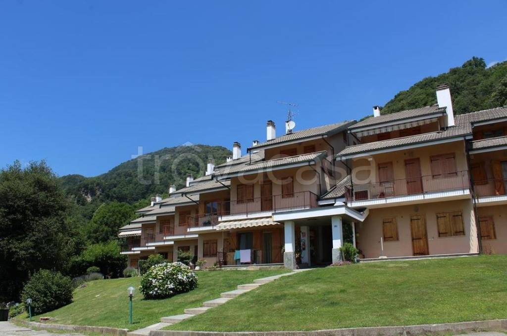 appartamento in vendita a Pont Canavese