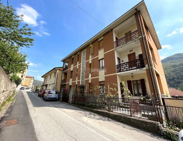 appartamento in vendita a Pont Canavese