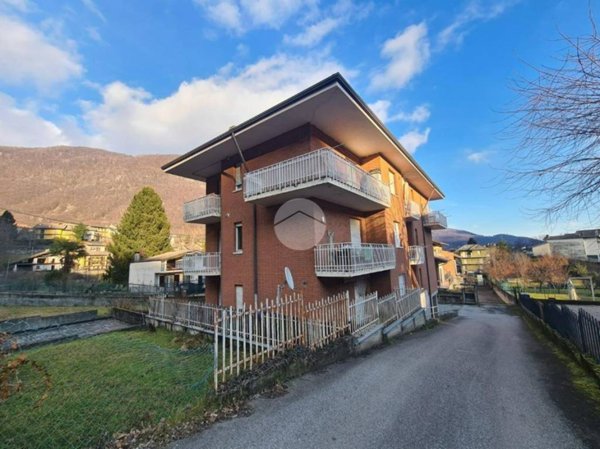 appartamento in vendita a Pont Canavese