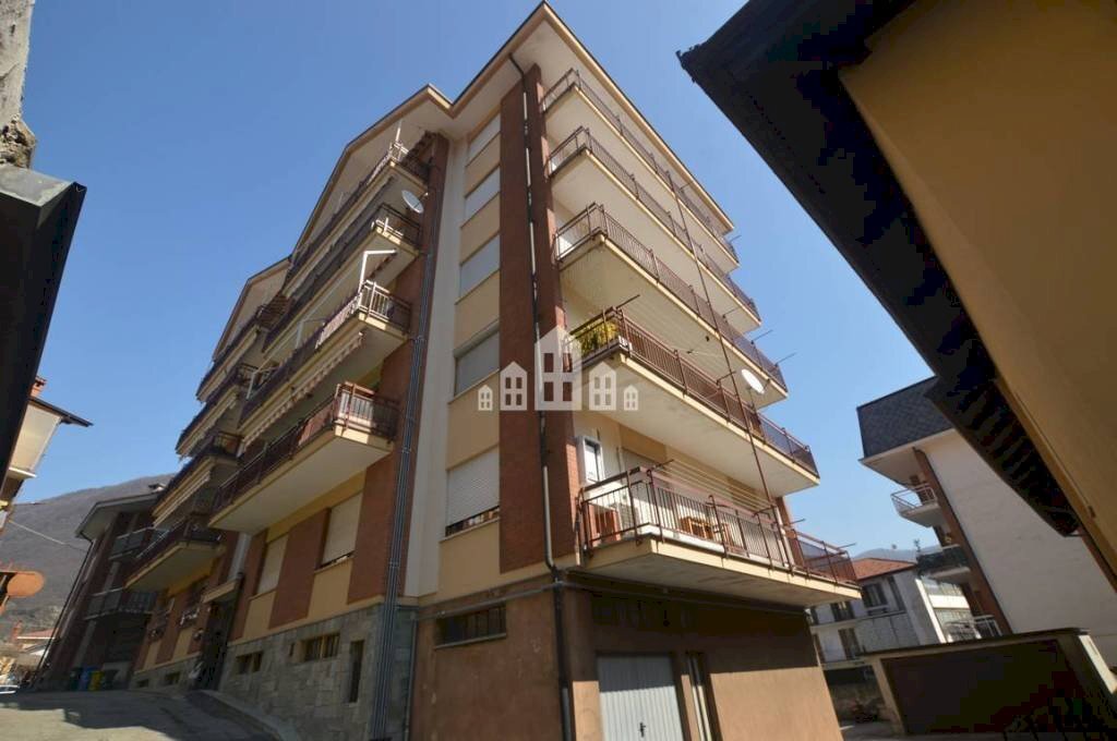 appartamento in vendita a Pont Canavese