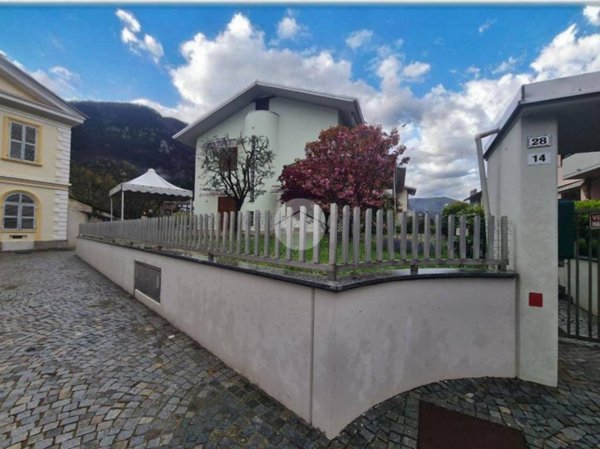 casa indipendente in vendita a Pont Canavese