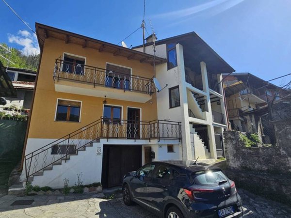 appartamento in vendita a Pont Canavese