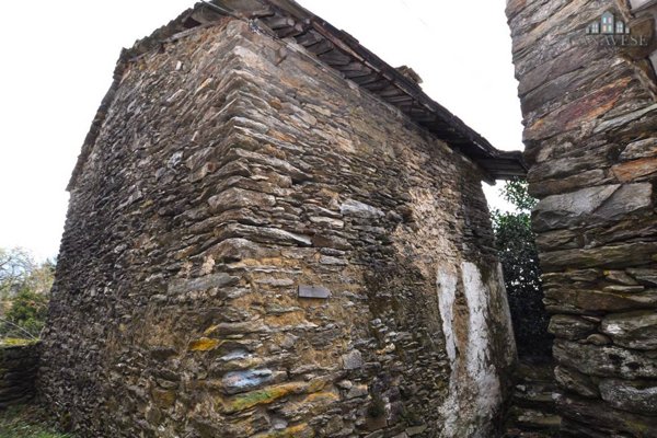 casale in vendita a Pont Canavese