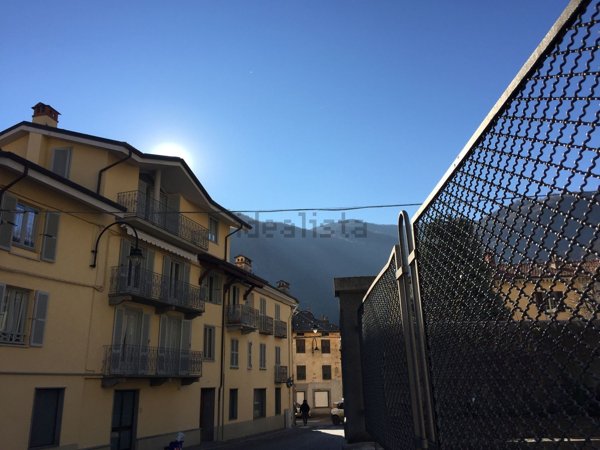 appartamento in vendita a Pont Canavese