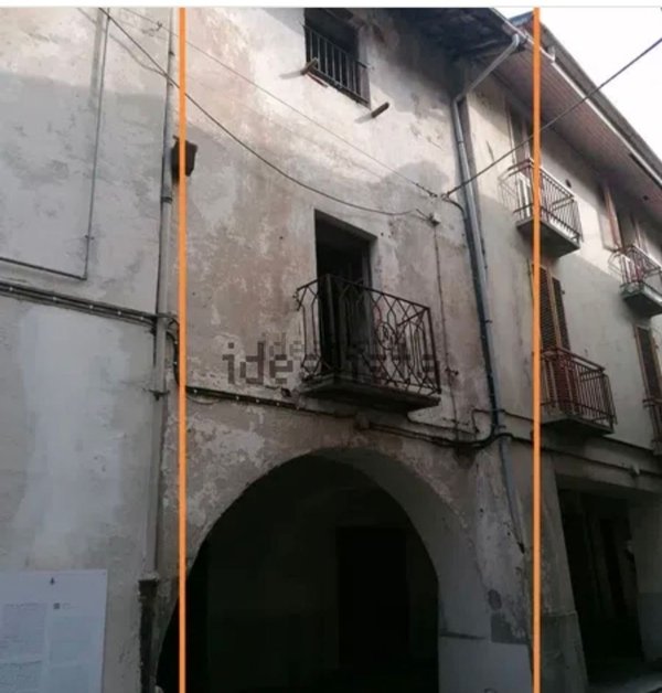 appartamento in vendita a Pont Canavese