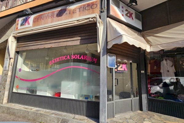 locale commerciale in vendita a Pont Canavese