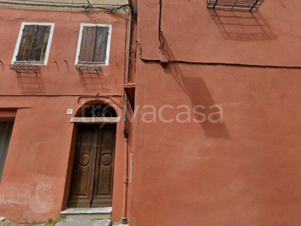 locale commerciale in vendita a Pont Canavese