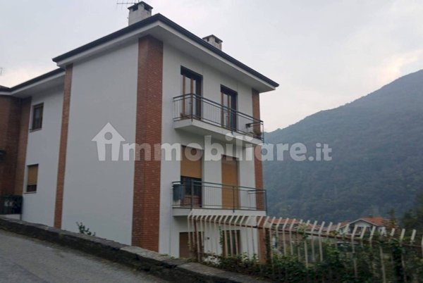 appartamento in vendita a Pont Canavese