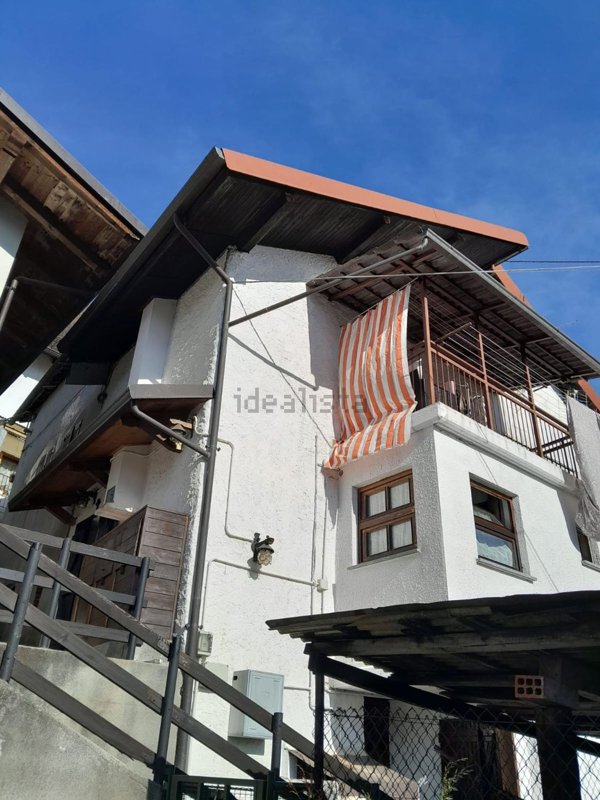 appartamento in vendita a Pont Canavese