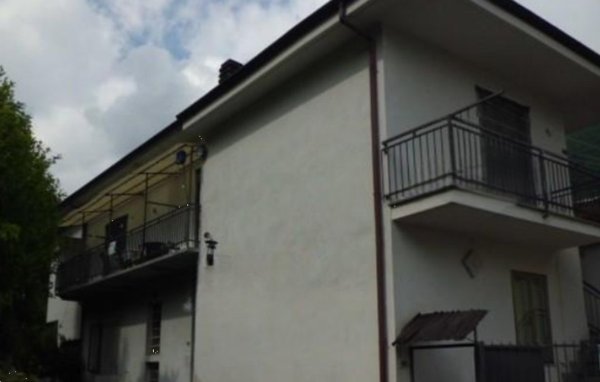 appartamento in vendita a Pont Canavese