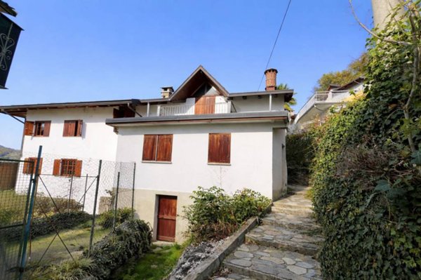 casa indipendente in vendita a Pont Canavese