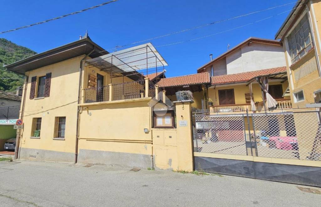 casa indipendente in vendita a Porte