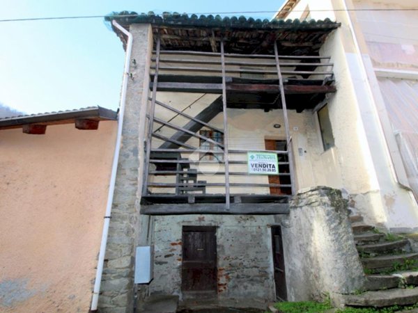 casa indipendente in vendita a Porte