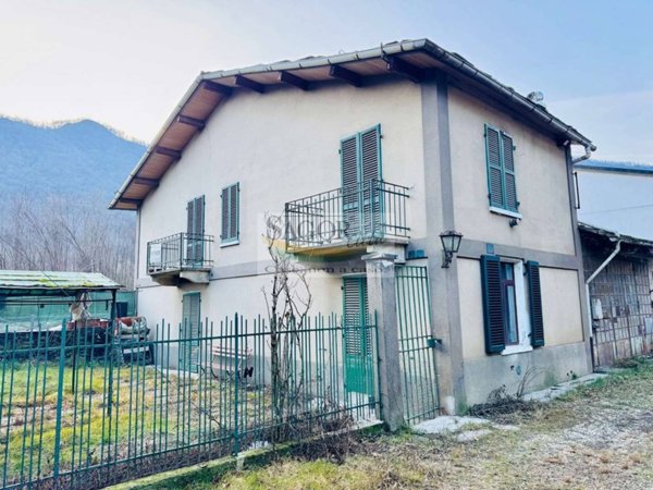 casa indipendente in vendita a Porte