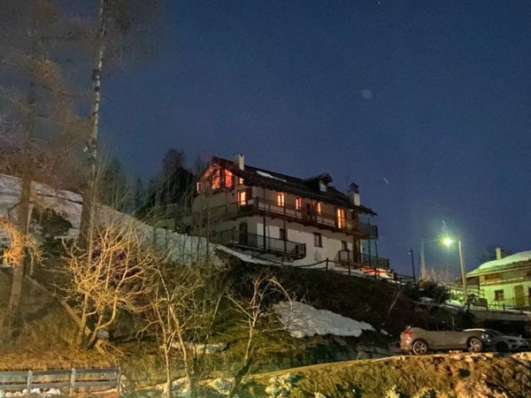 appartamento in vendita a Pragelato in zona Chezal