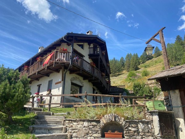 appartamento in vendita a Pragelato in zona Chezal