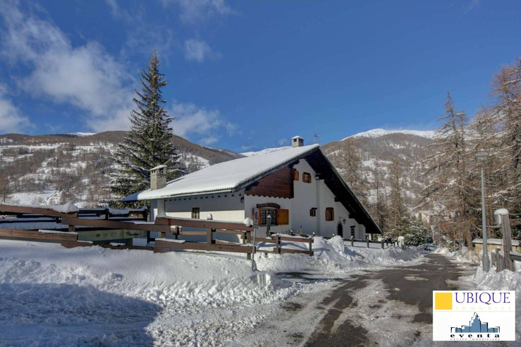 casa indipendente in vendita a Pragelato in zona Rif