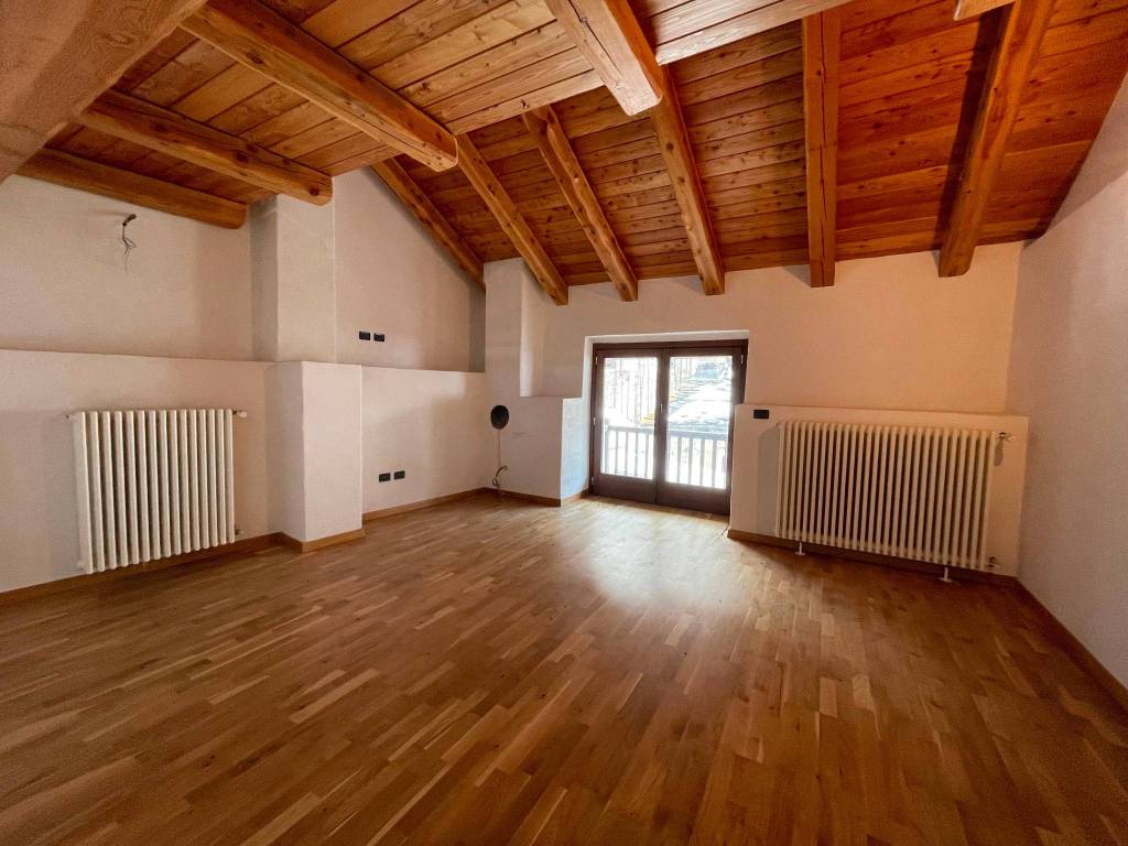appartamento in vendita a Pragelato in zona Souchères Basses
