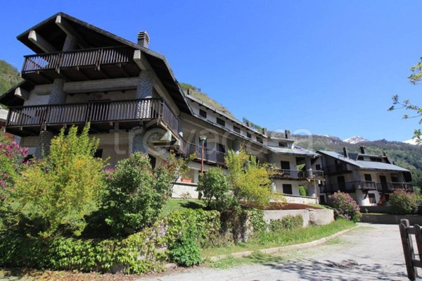 appartamento in vendita a Pragelato in zona Souchères Basses
