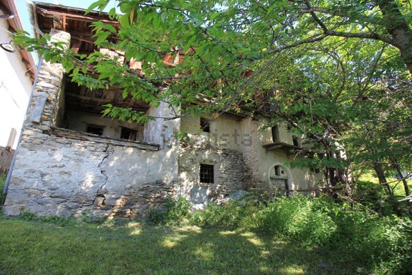 casale in vendita a Pragelato in zona Allevè