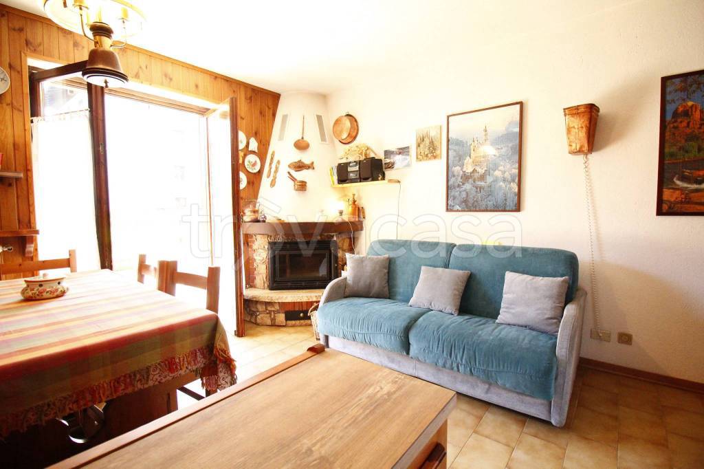 appartamento in vendita a Pragelato in zona La Ruà