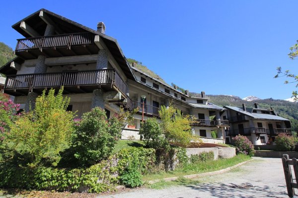 appartamento in vendita a Pragelato in zona Souchères Basses