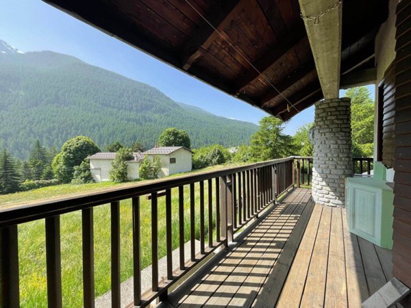 appartamento in vendita a Pragelato in zona Souchères Basses