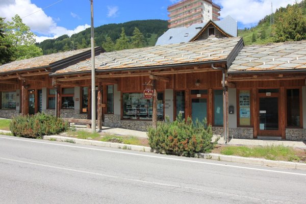 negozio in vendita a Pragelato