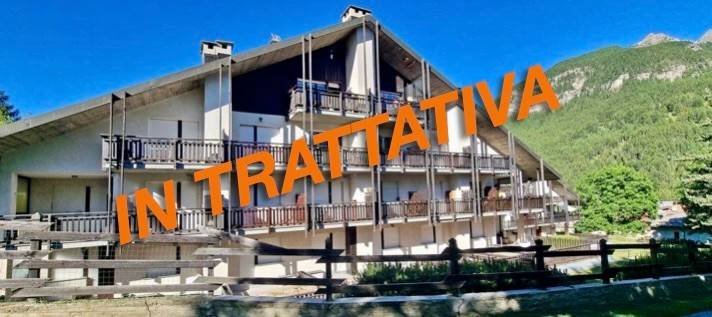 appartamento in vendita a Pragelato in zona Rivets