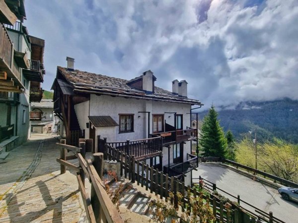 appartamento in vendita a Pragelato in zona Troncea