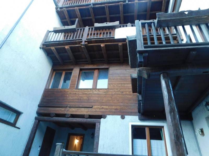 appartamento in vendita a Pragelato in zona Allevè