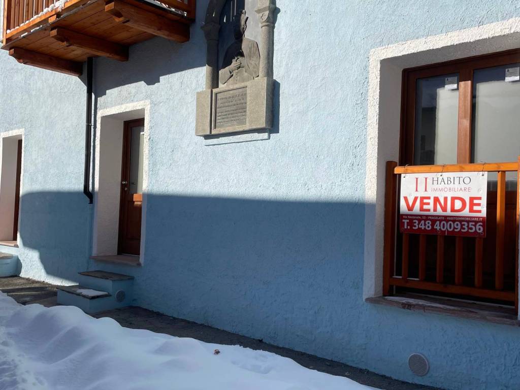 appartamento in vendita a Pragelato in zona La Ruà